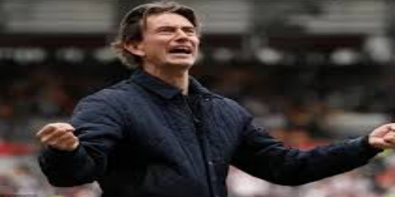 欧冠首秀与季前赛考验-爱游戏体育