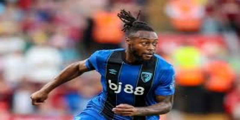 事件经过：直播镜头下的“耻辱时刻”-爱游戏体育