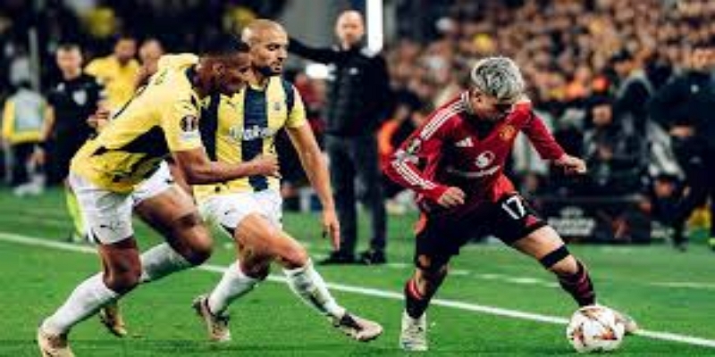 关键对决与战术焦点-爱游戏体育